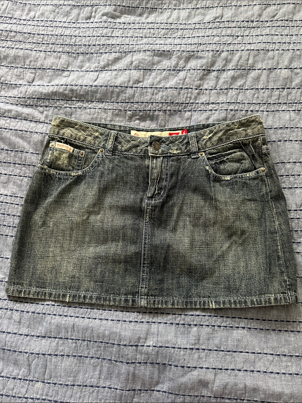 Guess Jeans Vintage mini denim skirt size 27 - Picture 1 of 5